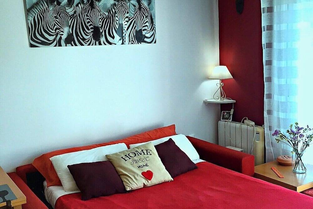 Entire apartment, Quiet apartment ideal for Couple/Family Pax 2+2 in Sant Pere de Ribes, Garraf