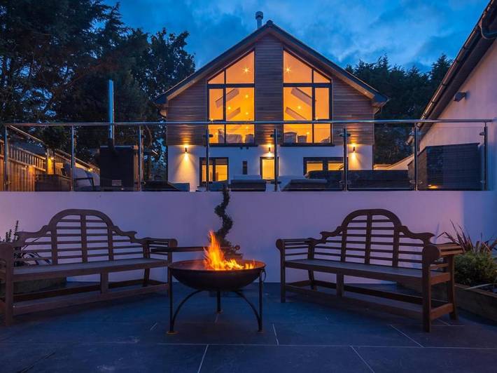 Holiday rental for 8 people, with hot tub and garden in Bideford