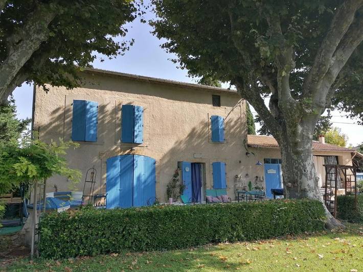 B&b per 3 persone, con giardino e panorama in Avignone