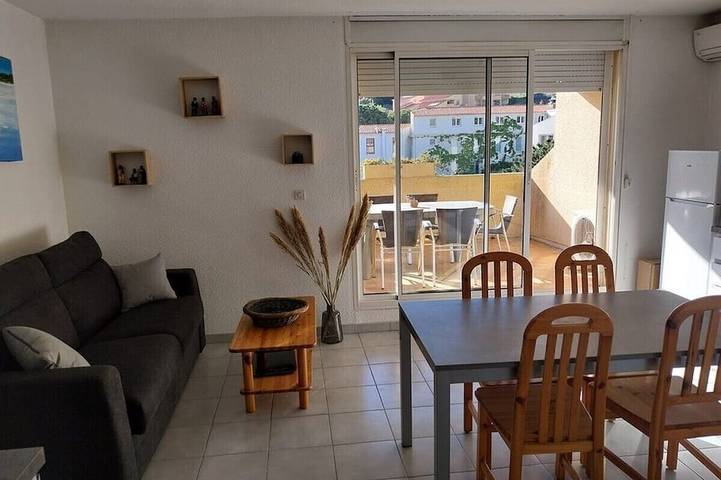 Ganze Wohnung, Sehr schöne Wohnung direkt am Wasser, 6 Personen, ideal für Familien, Haustiere erlaubt in La Côte Vermeille, Banyuls-sur-Mer