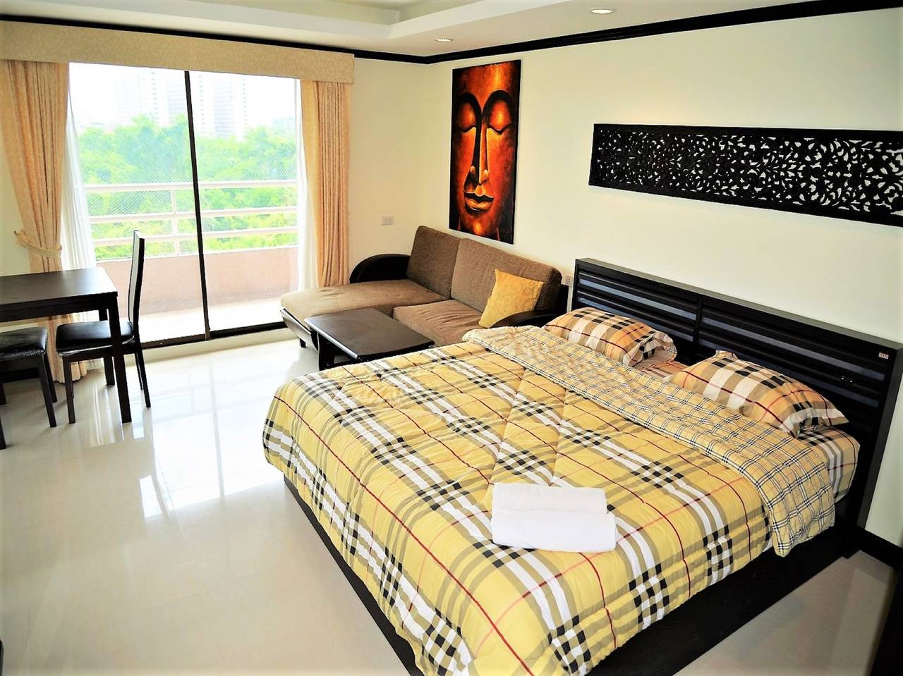 Gehele studio, Large corner studio condo Jomtien in Pattaya, Changwat Chonburi