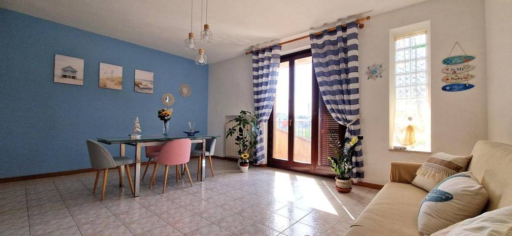 Ferienwohnung für 3 Personen, mit Whirlpool und Balkon in Porto Sant'Elpidio