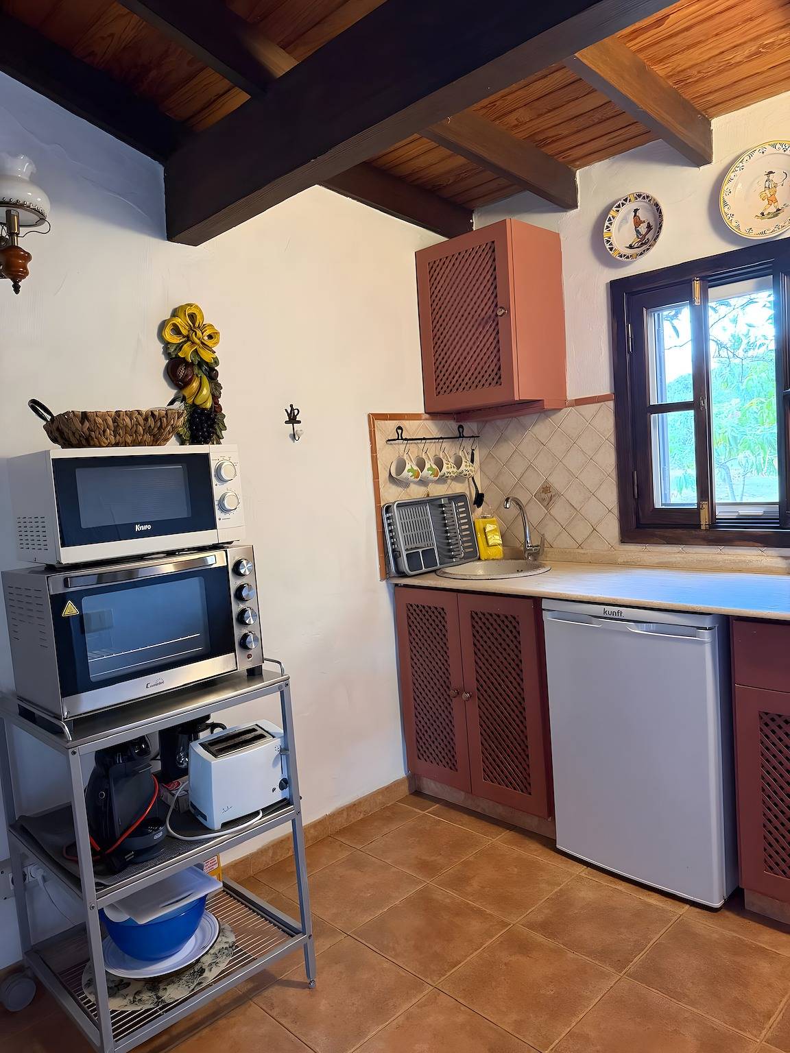 Landhuisje "Finca Nim 1" op een boerderij met uitzicht op de bergen, zwembad & Wi-Fi, foto 13