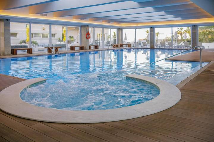Pousadas para 3 pessoas, com jacuzzi e sauna e ainda terraço and piscina na Serra da Estrela
