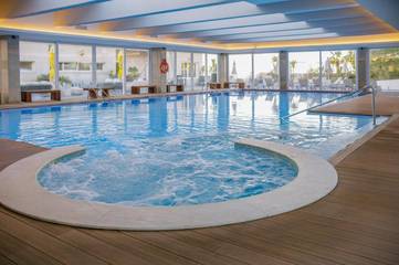 Hôtel pour 3 personnes, avec piscine et terrasse ainsi que jacuzzi et sauna à Covilhã