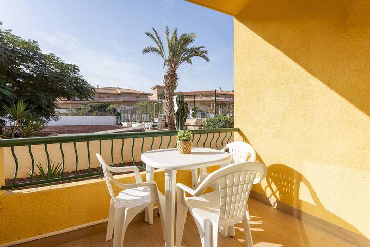Entire apartment, Home2Book Bright Apt. with Pool, Los Cristianos in Playa de las Américas, Arona