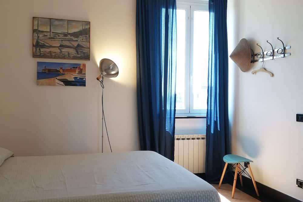 Three-room apartment with private garden in Chiavari, Riviera di Levante