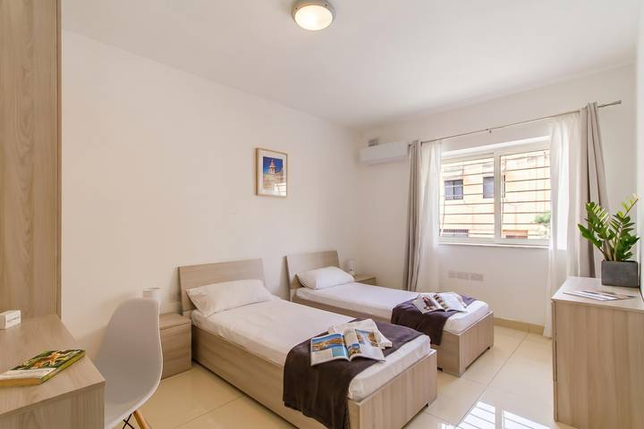 Hotel para 2 pessoas com piscina infantil in San Giljan, Ilha de Malta