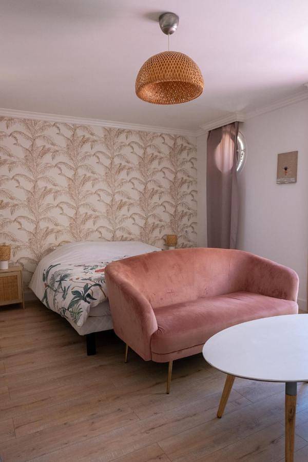 Gîte pour 2 personnes, avec jardin dans Office de Tourisme de Cargese