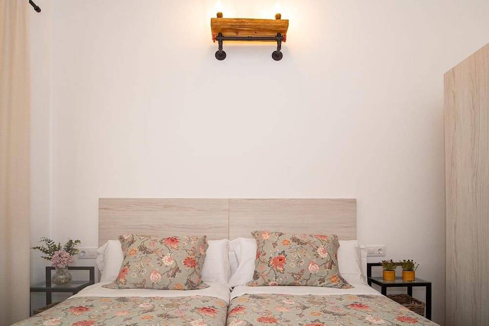 Mirador del Guadalquivir Flamenco Rosa - Swimming Country House in Trebujena, Cádiz Provinz