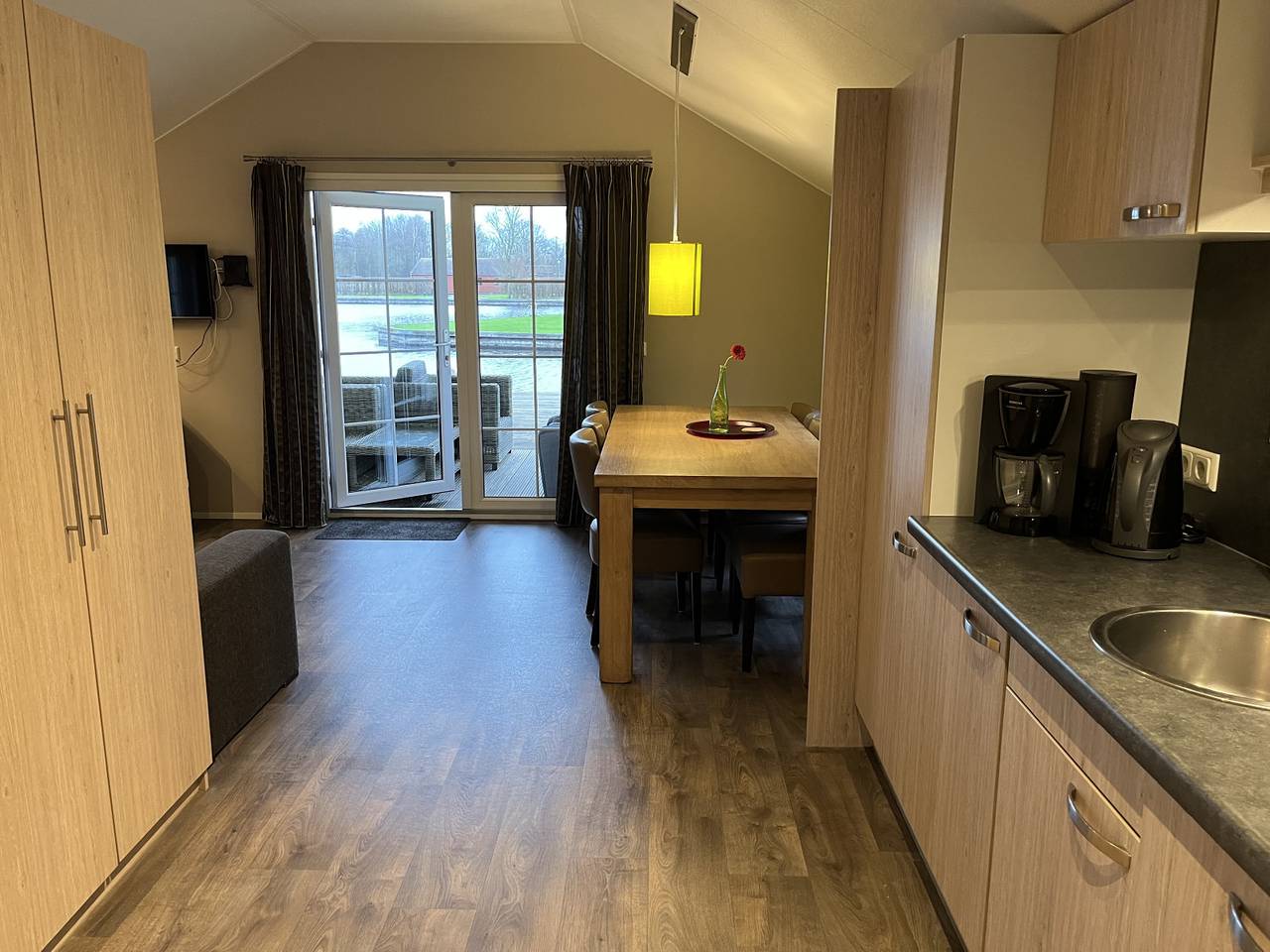 6 persoons eco-lodge in natuurrijke omgeving. in Ossenzijl, Nationaal Park Weerribben-Wieden