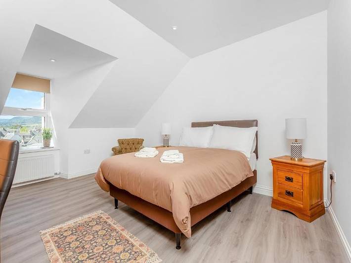 Holiday apartment for 3 people, child-friendly in Inverness