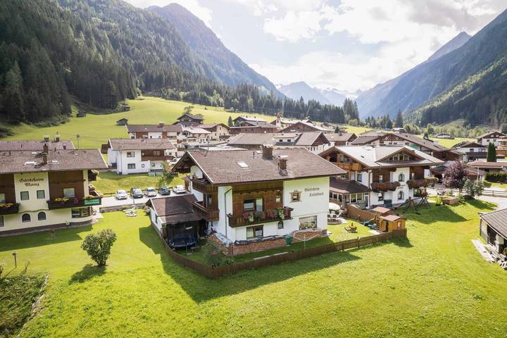 Ferienwohnung für 2 Personen, mit Terrasse und Garten sowie Sauna in Neustift im Stubaital - 2