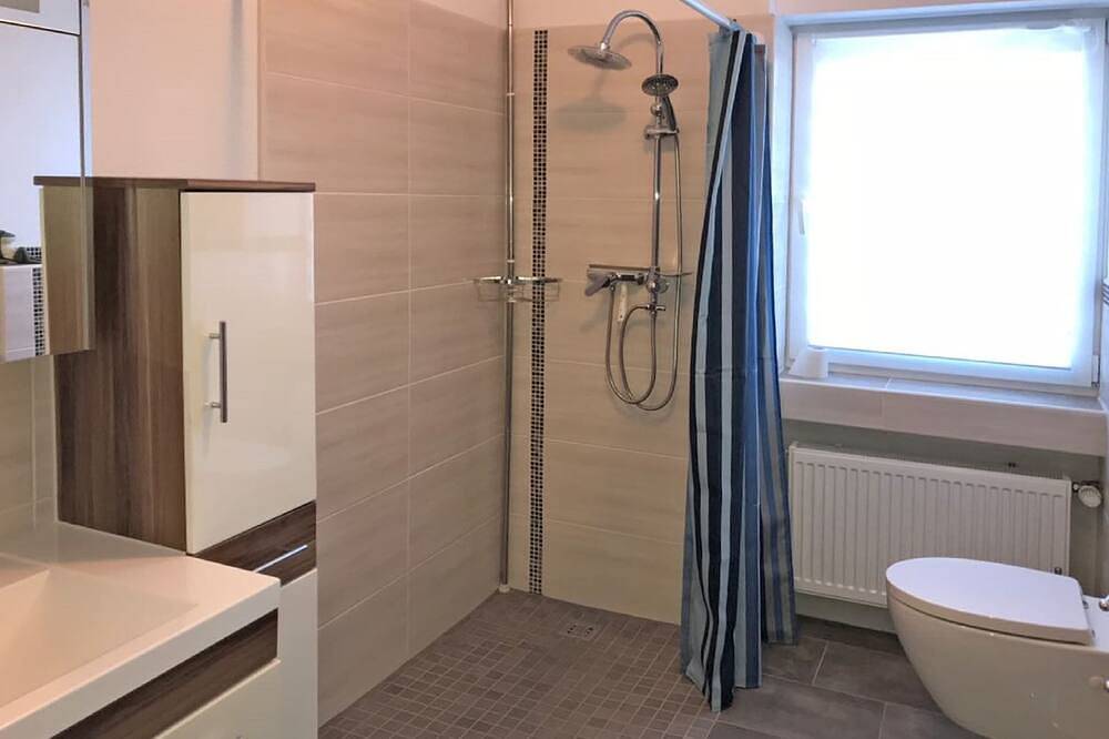 Ganze Wohnung, Terrassenwohnung im Westerwald in Waldbrunn (Westerwald), Landkreis Limburg-Weilburg