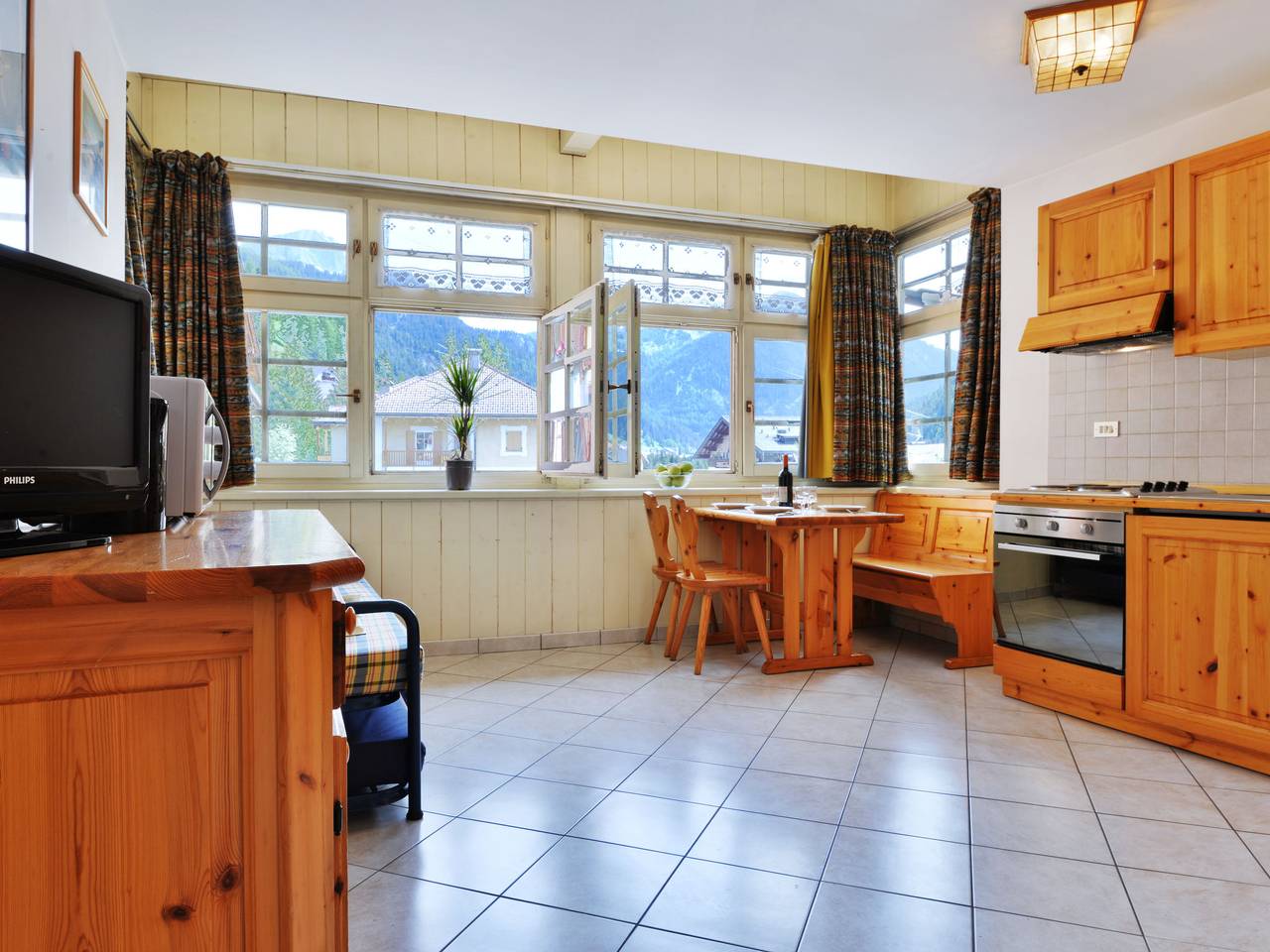 Appartement entier, Villa Placidia Apt 24 in Campitello di Fassa, Dolomiti Superski