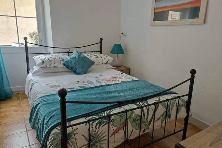 Gîte pour 5 personnes, avec terrasse et jardin à Saint-Thomas-de-Conac - 2