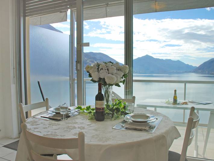 Ferienwohnung für 2 Personen, mit Seeblick und Ausblick sowie Garten und Terrasse in Lugano - 3