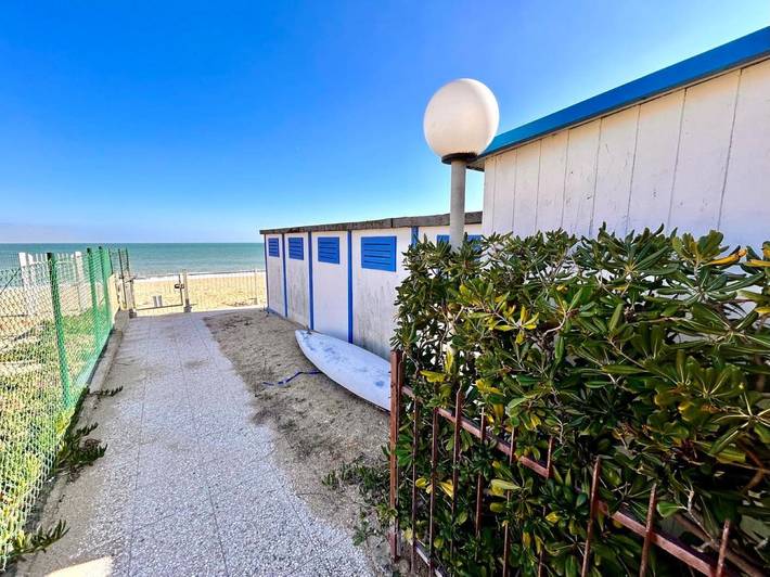 Appartamento intero, Trilo con vista mare e spiaggia in Marcelli, Numana