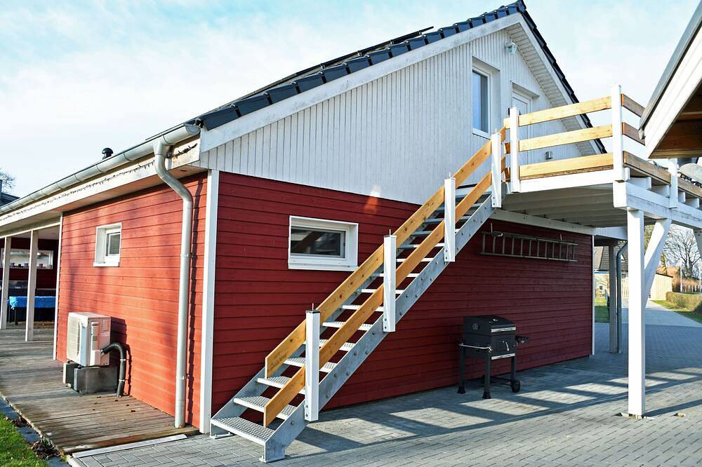 Ganze Wohnung, Trenter Fewo mit Sonnenterrasse in Trent, Rügen