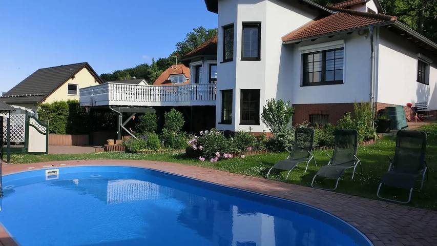 Ferienhaus für 9 Personen, mit Garten und Pool im Harz - 2