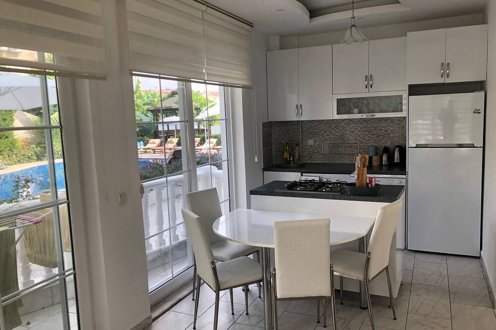 Belka Golf Residence Exclusive poolside1 in Belek, Provinz Antalya
