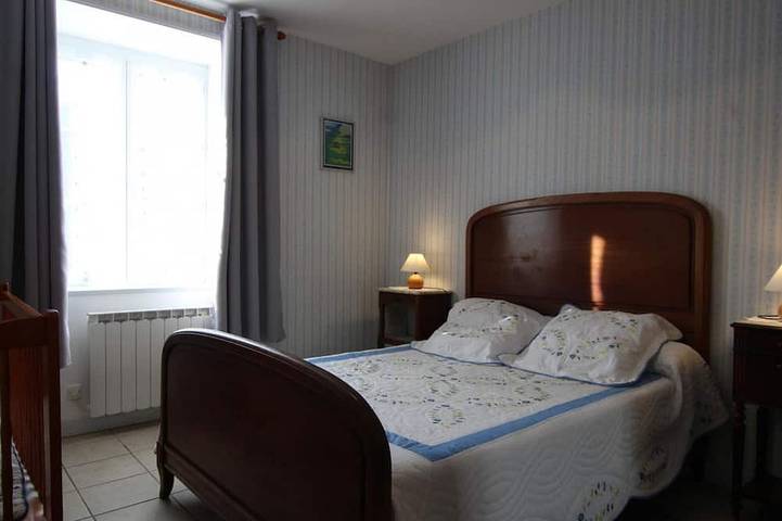 Gîte pour 5 personnes, avec jardin dans Néville-sur-Mer - 2