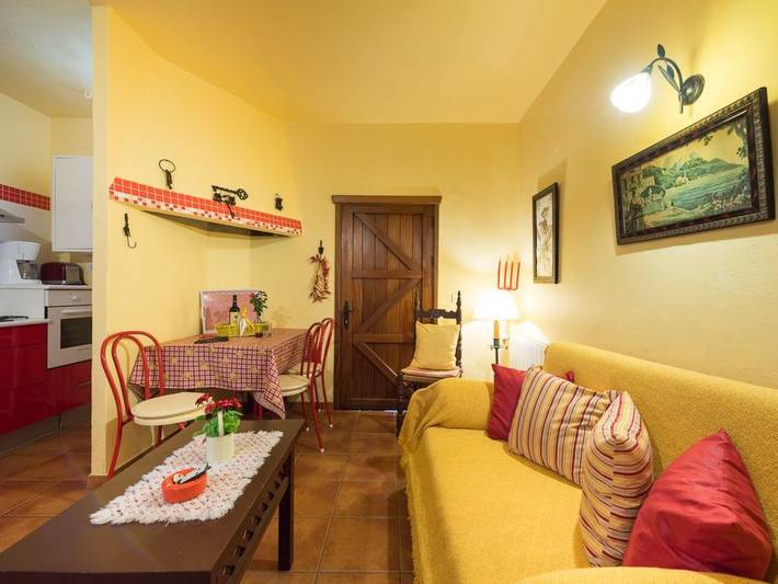 Casa rural para 3 personas, con jardín y piscina, Se admiten mascotas en Santa María de Guía de Gran Canaria - 3