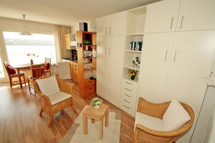 Ferienwohnung für 2 Personen, mit Balkon und Seeblick in Heiligenhafen - 4