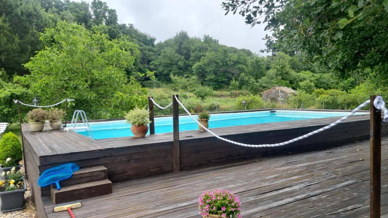 Family Room with Private Bathroom in Pedara, Etna