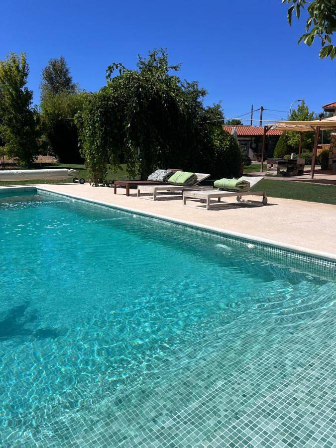 Casa rural para 9 personas, con Balcón y Terraza además de Jardín y Piscina en El Molar - 4