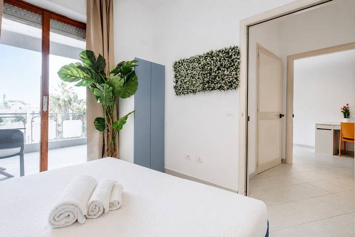 Ducezio Room 8 con Wi-Fi in Santa Panagia, Siracusa