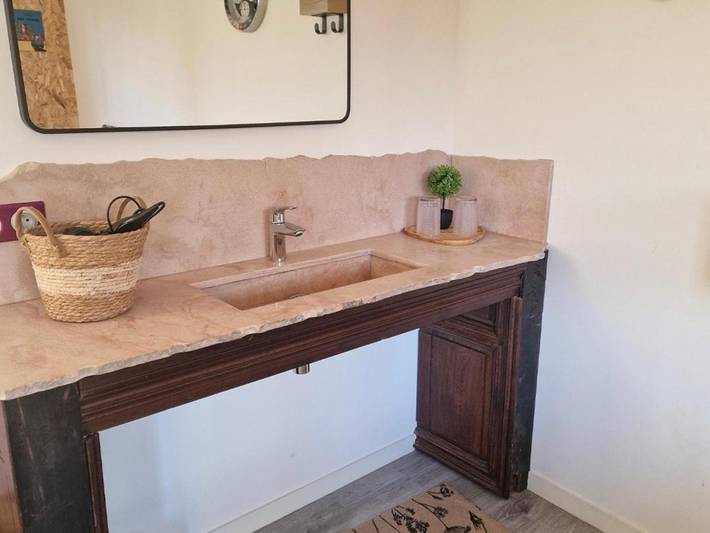 Location de vacances pour 2 personnes, avec piscine ainsi que jardin et vue, animaux acceptés à Six-Fours-les-Plages - 4