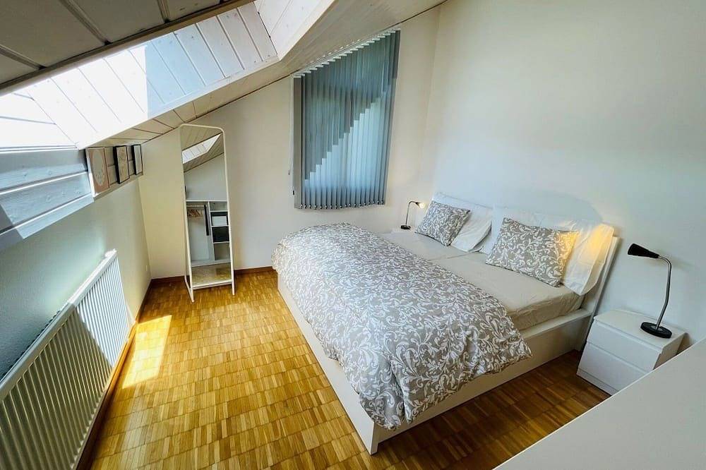 Ganze Wohnung, Herrliche Wohnung für 4 Gäste mit  W-Lan, Tv und Balkon in Porrentruy 2 Chaumont, Porrentruy