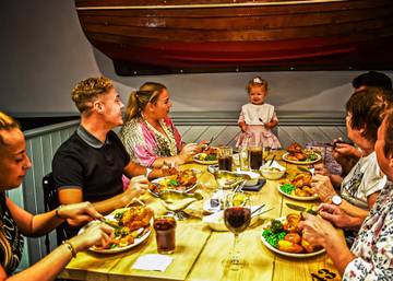 Camping für 6 Personen in Burnham on Sea & Highbridge, Somerset, Bild 3