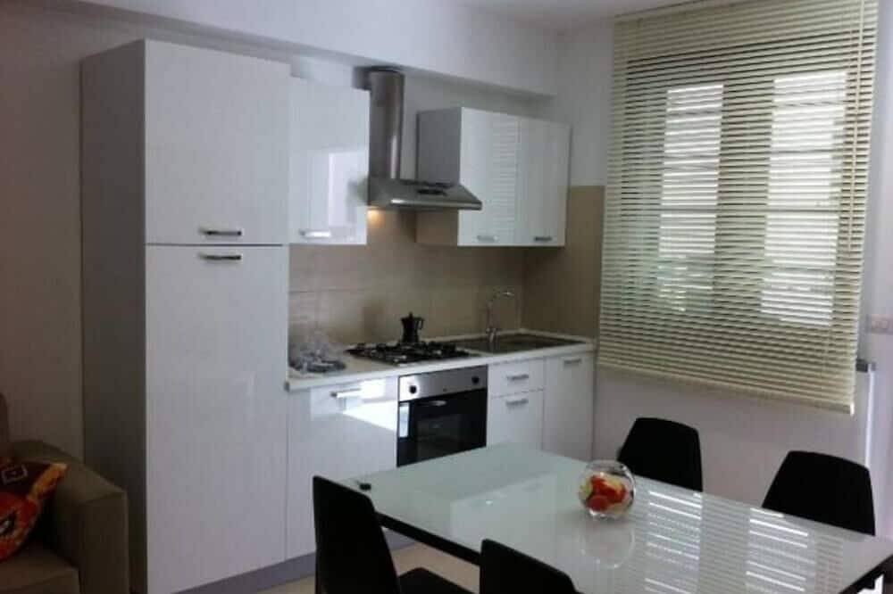 Apartamento entero, Porto Sant Elpidio: Piso / apartamento - Porto Sant''Elpidio in Porto Sant'Elpidio, Provincia de Fermo