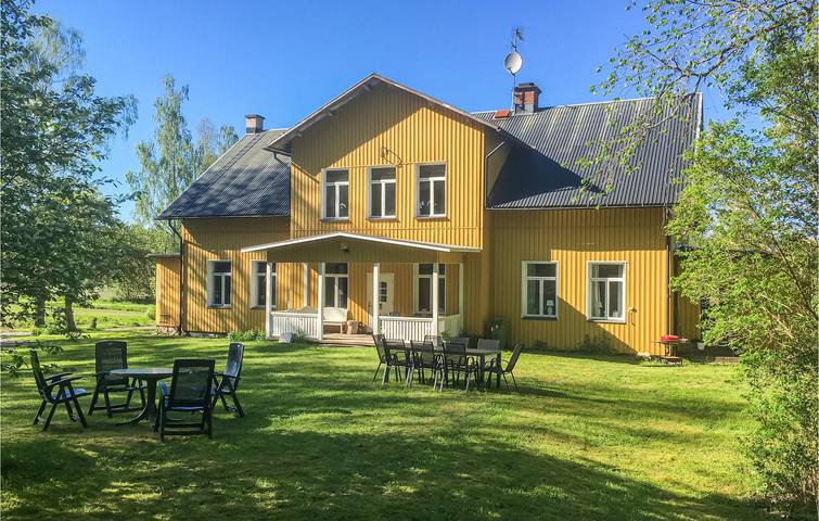 Ferienhaus für 12 Personen, mit Terrasse und Garten sowie Sauna in Värmland