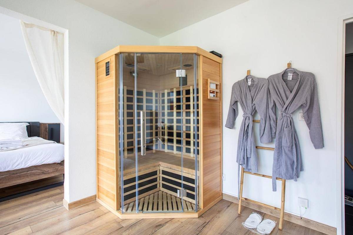Apartamento inteiro, Suite Dreams - Balnéo & Sauna in Saint-Louis, Mulhouse (Região)