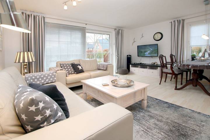 Ganze Wohnung, 80 qm Ferienwohnung in Wyk mit 3- Zimmern, Küche u. Duschbad im Eg/Ug in Nordfriesische Inseln (Schleswig-Holstein) (Schleswig-Holstein), Wyk auf Föhr