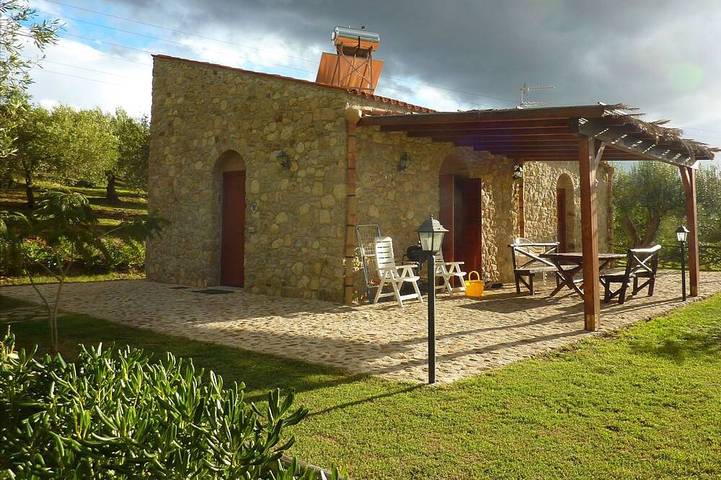 Location de vacances pour 6 personnes, avec Terrasse et Jardin en Sicile