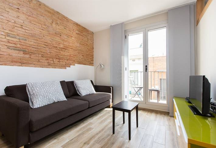Holiday rental for 4 people, with balcony, child-friendly in Barcelona