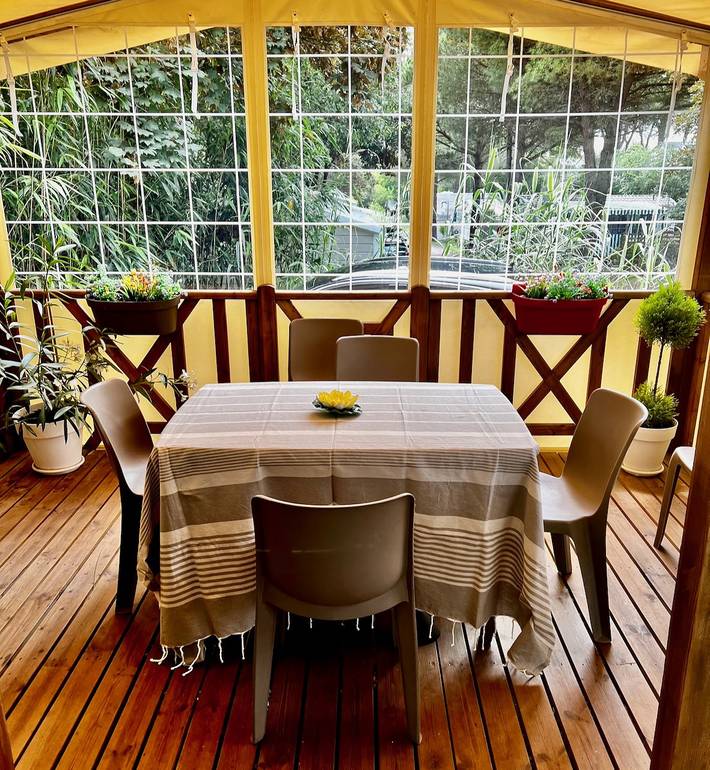 Camping pour 4 personnes, avec vue et balcon/terrasse à Saint-Palais-sur-Mer - 2