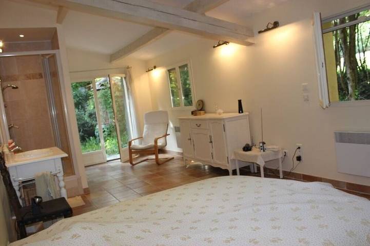 Location de vacances pour 8 personnes, avec jardin et terrasse à Allemagne-en-Provence - 4