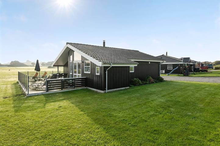 Ferienhaus für 5 Personen, mit Whirlpool und Terrasse sowie Sauna in Nordborg - 2