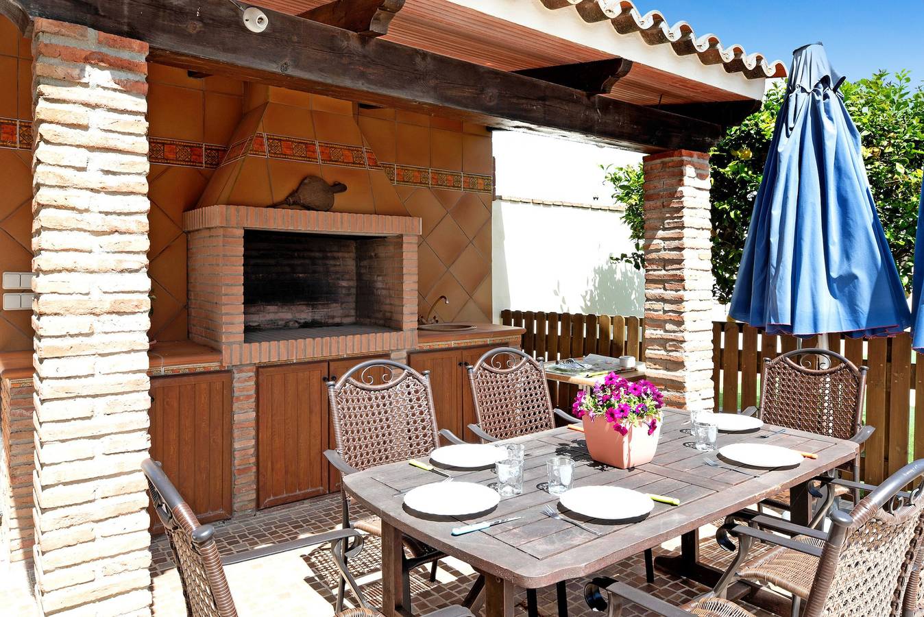 Apartamento de Férias 'Villa Fornell I' com Piscina Partilhada, Terraço e Wi-Fi in Conil de la Frontera, Costa de la luz