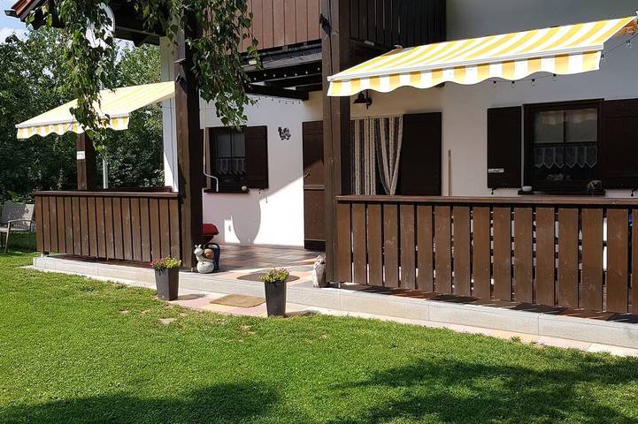 Ferienhaus für 6 Personen, mit Balkon und Garten