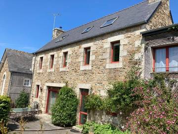 Cottage pour 2 personnes, avec jardin à Louannec