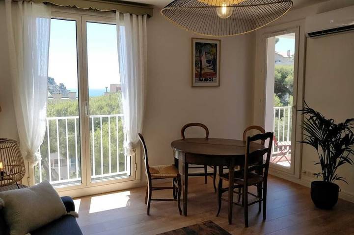 Appartement entier, T3 à 5mn à Pied du Port Avec Parking in Cassis, Parc national des Calanques