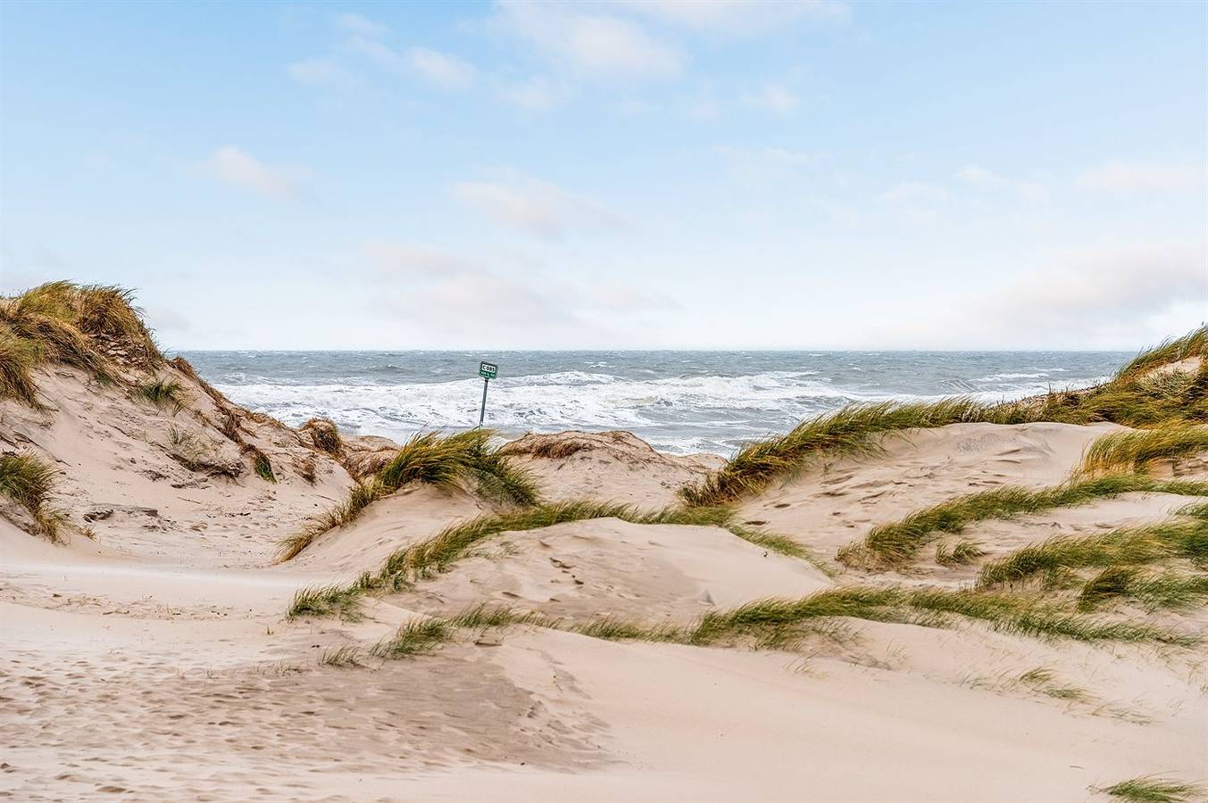 Nice home in Ringkøbing w/ 4 Bedrooms, Sauna and Wifi in Søndervig, Holmsland Klit