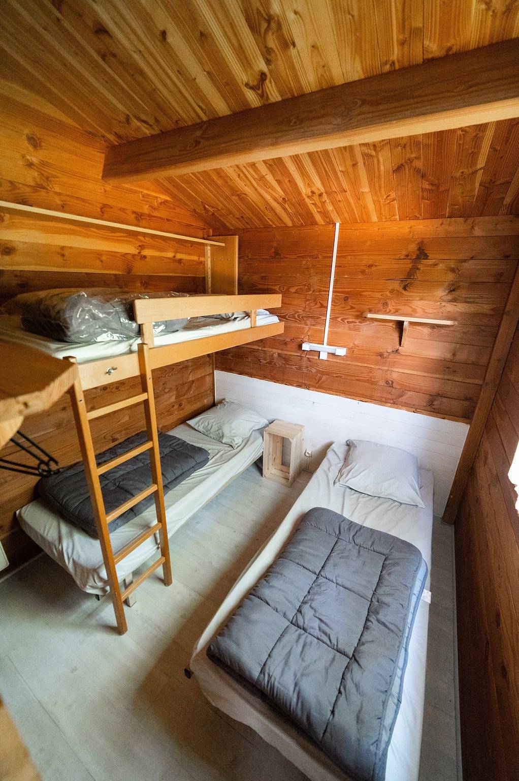 Chalet « Prestige Le 19 » avec terrasse, piscine partagée et Wi-Fi in Saint-Urbain (Vendée), Vendée