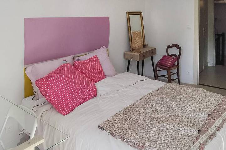 Location de vacances pour 8 personnes, avec jardin à Royères - 4